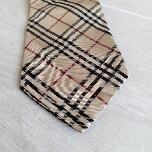 BURBERRY - tie - Picture 8 of 10
